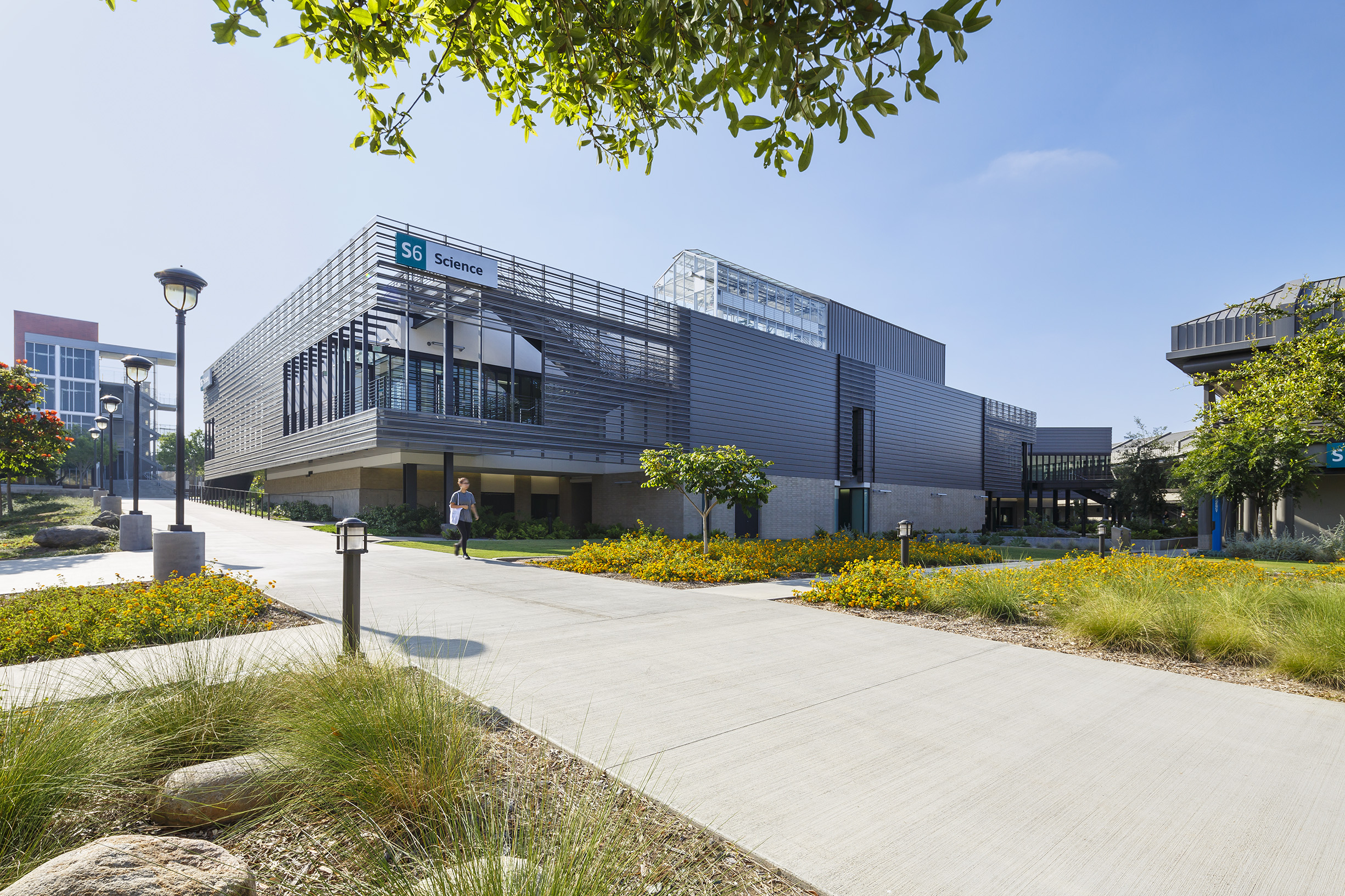 MIRAMAR COLLEGE SCIENCE BUILDING